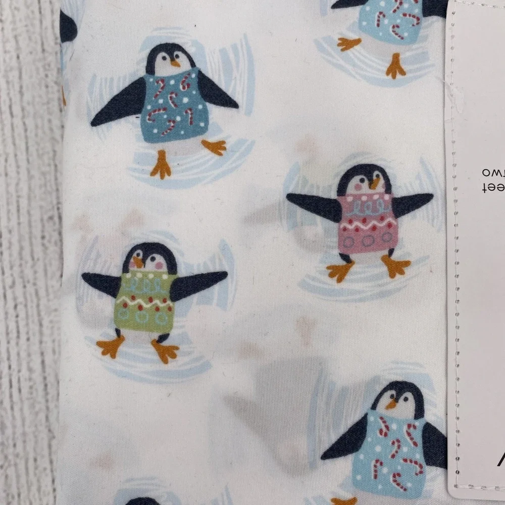 Cynthia Rowley Sheet Set QUEEN White Penguins Christmas Sweater Whimsical Soft